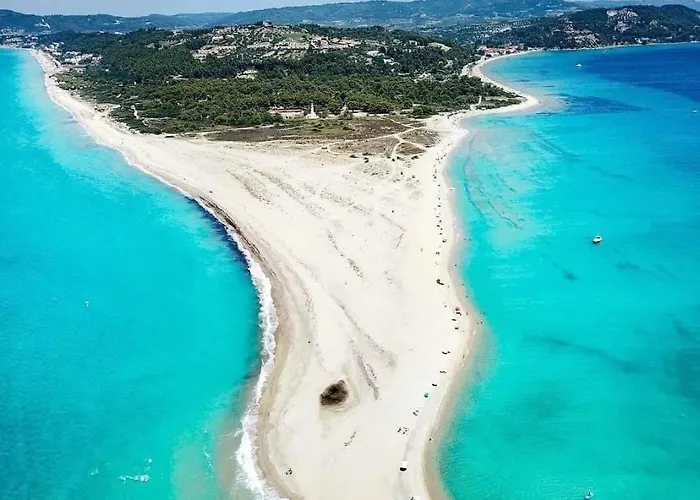 Make Yourself At In Halkidiki's Paradise *