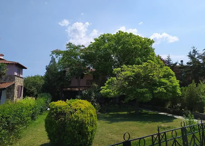 Make Yourself At In Halkidiki's Paradise *