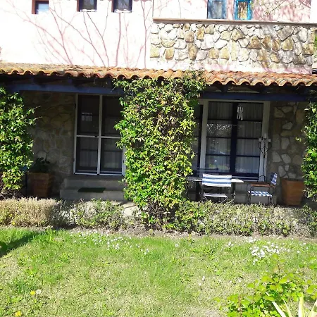 빌라 εξοχική βίλλα στο με κήπο 1 στρέμμα ,πάρκινγκ & Bbq *