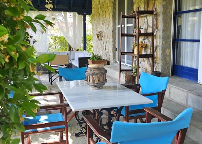 Make Yourself At In Halkidiki's Paradise *